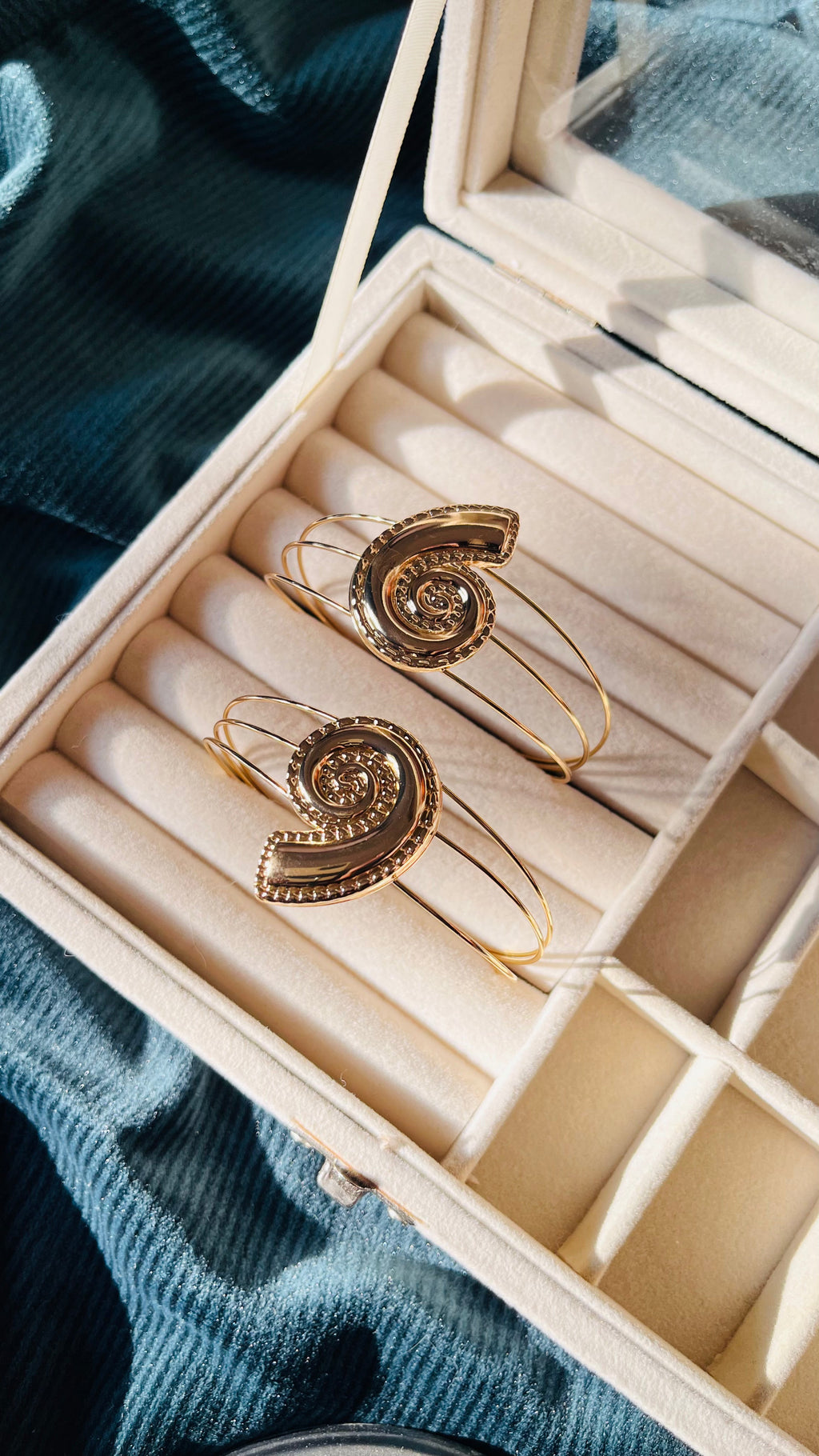 Amer bracelet